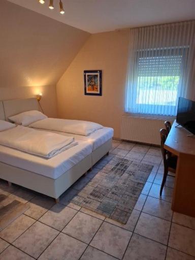 Hotel Schwarze Ense Extérieur photo